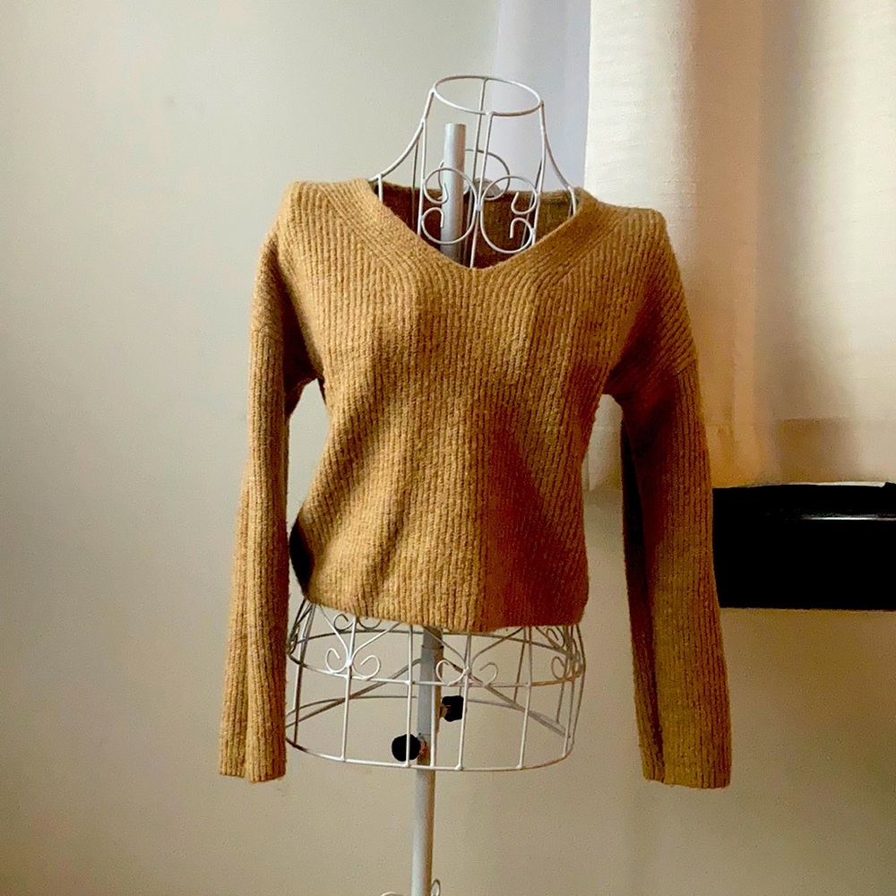 H&M Tan V-neck Sweater
